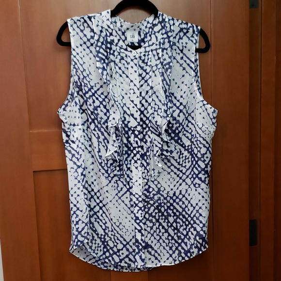 CAbi Tops - Cabi Venture Blouse XL